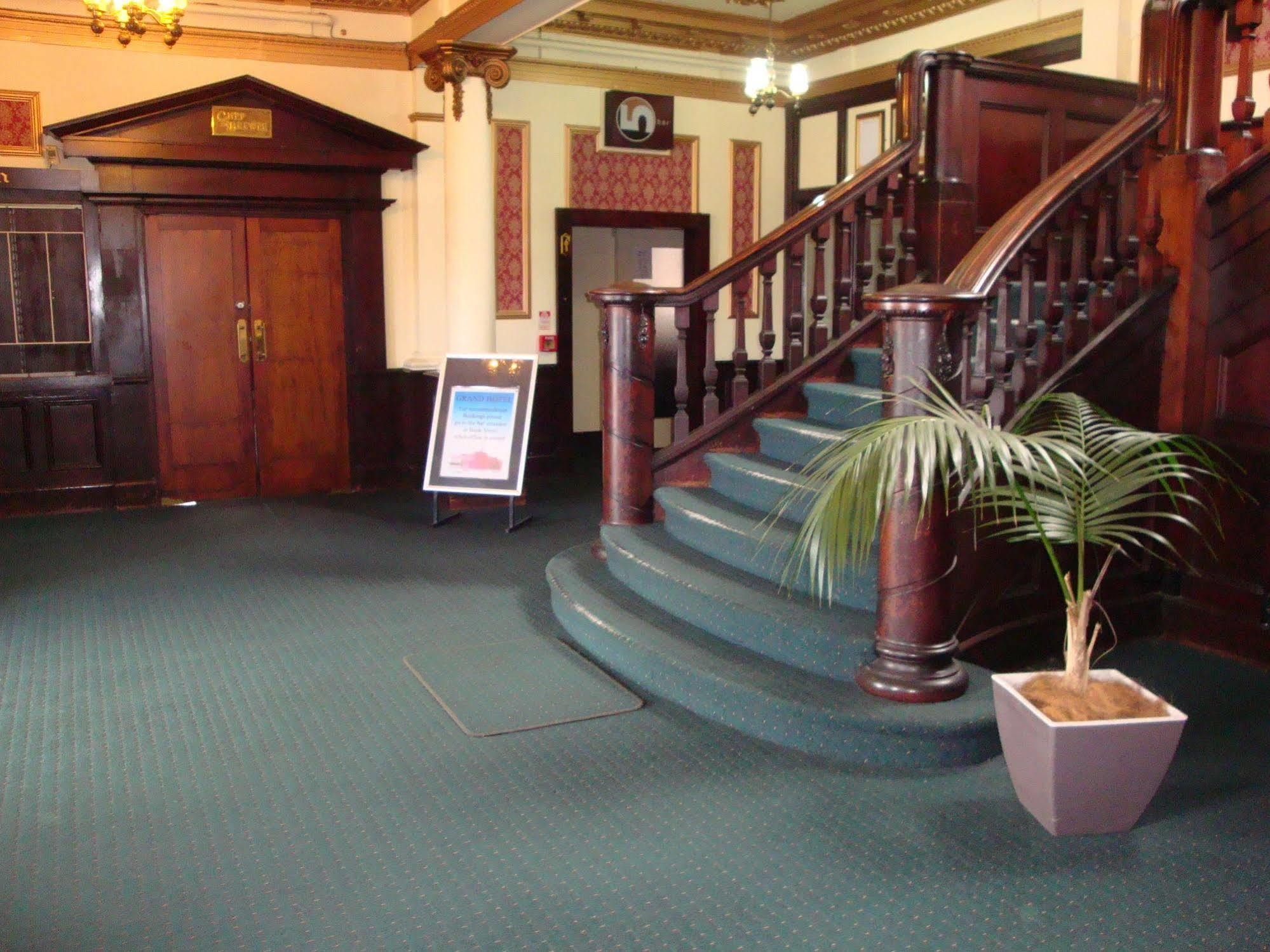 Grand Hotel - Whangarei Zewnętrze zdjęcie